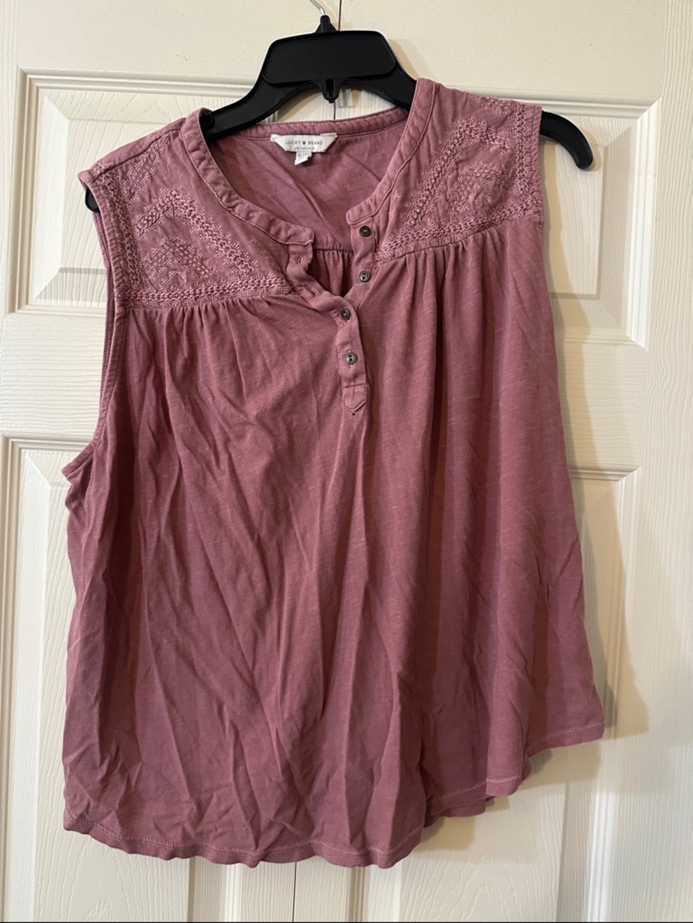 Lucky Brand Mauve Pink Sleeveless Embroidered Henley Tank